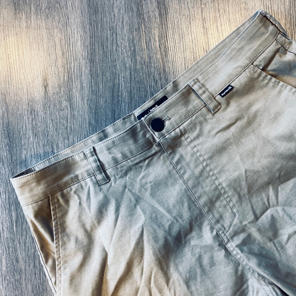 Hurley Mens Dri-FIT Chino Shorts Khaki Tan Size 32 Stretch Flat Front Casual
